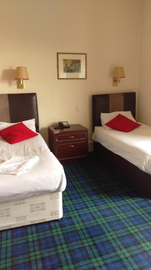 טרון The Anchorage Hotel מראה חיצוני תמונה